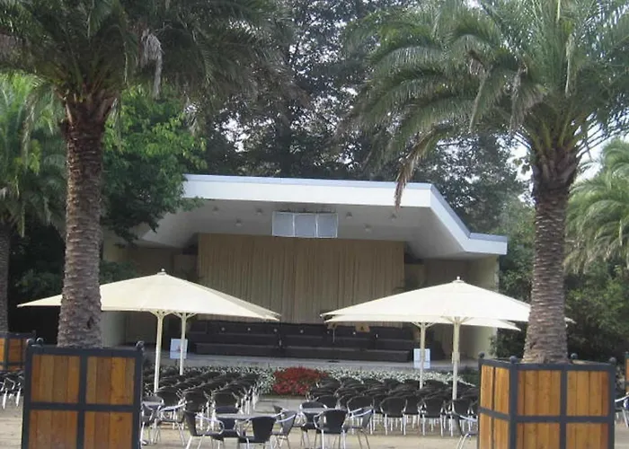 Am Living Garden Villa